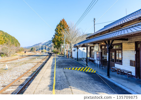 冬季的湯原站,福岡縣田川郡 冬季的湯原站,福岡縣田川郡 135709875