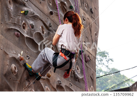 挑戰極限的人工岩壁攀登運動 135709962