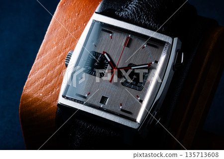 Luxury watch 135713608