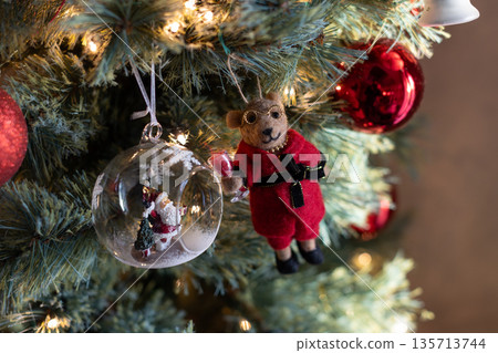 Christmas tree  135713744