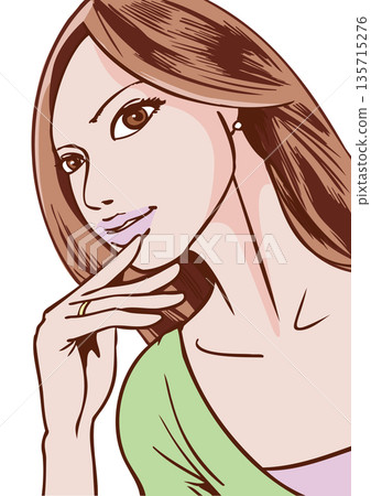 一位長髮女子麵帶微笑,手托著下巴。 一位長髮女子麵帶微笑,手托著下巴。 135715276