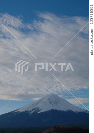 清爽的雲朵和“富士山” 清爽的雲朵和“富士山” 135716591