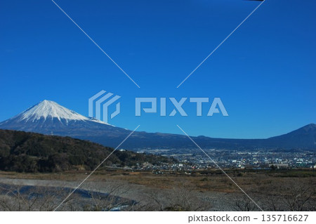 Mount Fuji from Fujikawa SA Mount Fuji from Fujikawa SA 135716627
