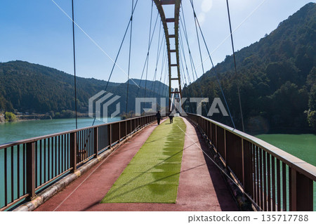 Funaaki Dam Lake, Hamamatsu City, Shizuoka Prefecture: Winter Bridge of Dreams Funaaki Dam Lake, Hamamatsu City, Shizuoka Prefecture: Winter Bridge of Dreams 135717788