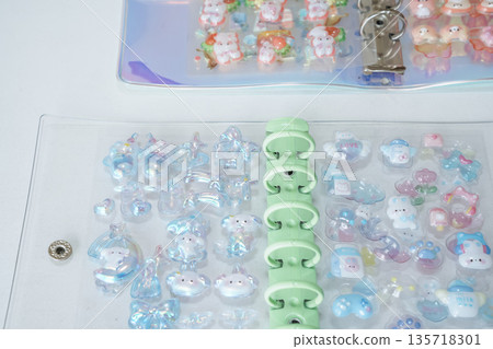 收集熱門的 Bonbon Drop 貼紙 收集熱門的 Bonbon Drop 貼紙 135718301