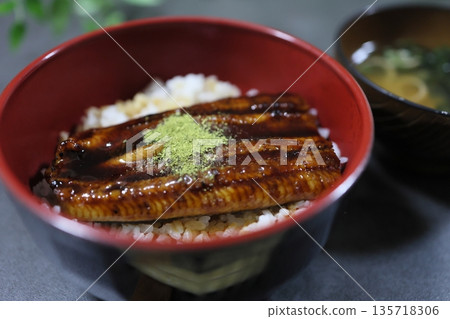 Great stamina eel bowl Great stamina eel bowl 135718306