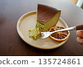 korea cafe matcha making toast with butter and green tea 135724861