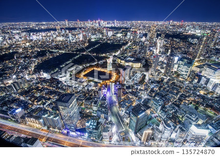 [Top 100 Night Views] Night view from Roppongi Hills Tokyo City View in Tokyo (towards Shinjuku) 135724870