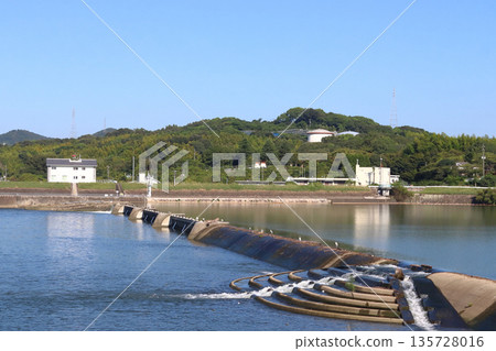 吉井川:鴨越堰(岡山縣岡山市東區/瀨戶內市) 吉井川:鴨越堰(岡山縣岡山市東區/瀨戶內市) 135728016