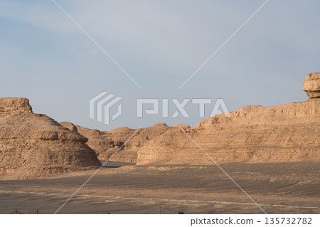 Dunhuang Yardang National Geological Park Dunhuang Yardang National Geological Park 135732782