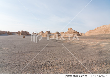Dunhuang Yardang National Geological Park Dunhuang Yardang National Geological Park 135732826