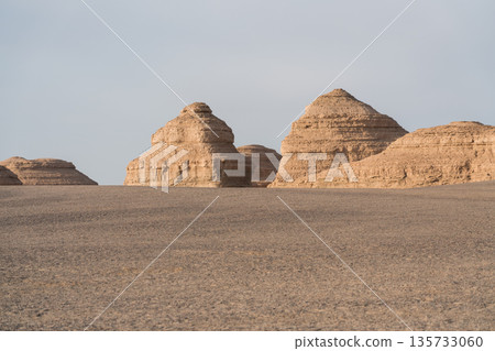 Dunhuang Yardang National Geopark Yadan Sphinx Dunhuang Yardang National Geopark Yadan Sphinx 135733060