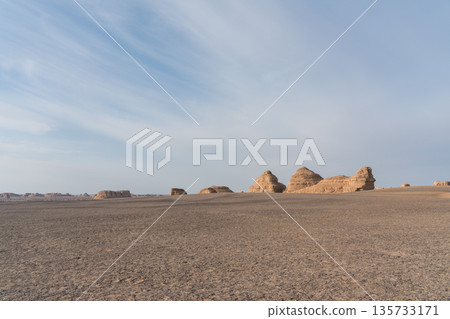 Dunhuang Yardang National Geological Park Dunhuang Yardang National Geological Park 135733171