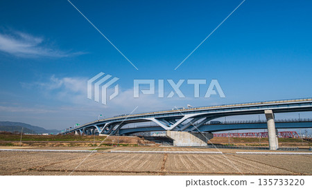 Keiji Bypass passing through the rural areas of Yawata City, Kyoto Prefecture Keiji Bypass passing through the rural areas of Yawata City, Kyoto Prefecture 135733220