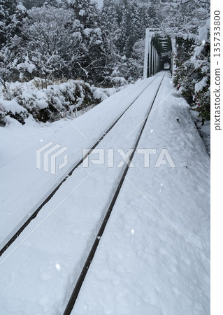 雪中的樽海鐵道 雪中的樽海鐵道 135733800