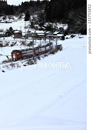 Snow Scene on the Yakumoto Express 1 Snow Scene on the Yakumoto Express 1 135733852