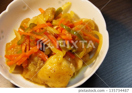 Chicken sweet and sour sauce 135734487