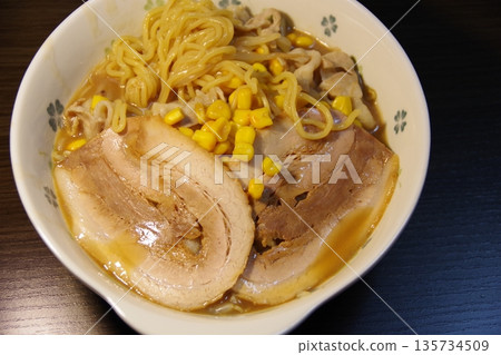 美味的拉麵 135734509