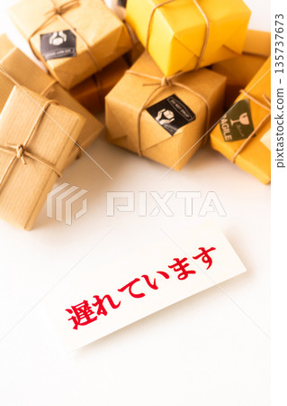 Your luggage is delayed 135737673