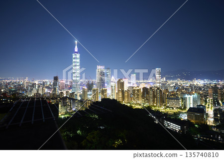 Taiwan Taipei night view 135740810