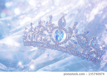 鑽石皇冠 135740974