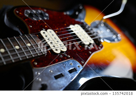 Rock and jazz! A well-used electric guitar Rock and jazz! A well-used electric guitar 135742018