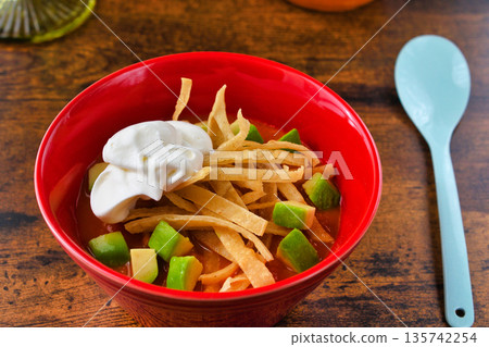 Sopa de Tortilla (Sopa Azteca) (Mexican cuisine) Sopa de Tortilla (Sopa Azteca) (Mexican cuisine) 135742254