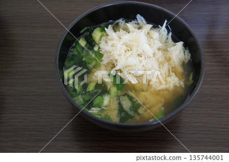 美味的味噌湯 135744001