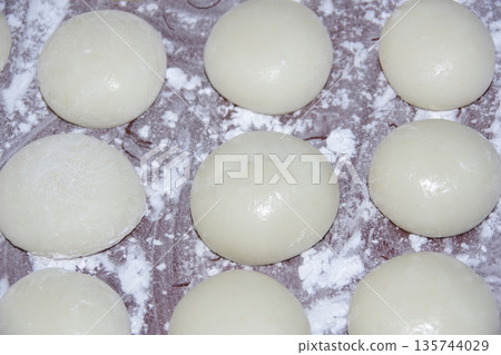 Mochifuri mochi 135744029