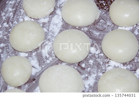 Mochifuri mochi Mochifuri mochi 135744031