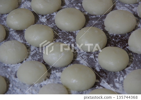 Mochifuri mochi Mochifuri mochi 135744368