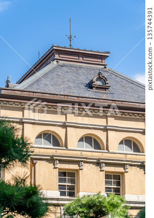 京都府舊廳（日本最古老的政府建築，建於明治時代）側面－重要文化財產－現代文藝復興風格建築 135744391