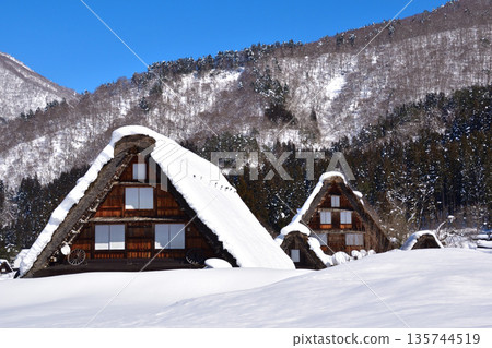 冬天的飛驒白川鄉 冬天的飛驒白川鄉 135744519
