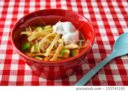 Sopa de Tortilla (Sopa Azteca) (Mexican cuisine) 135745195