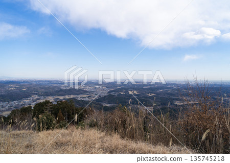 The view from the summit of Mt. Yumitate (Tokigawa Town, Hiki District, Saitama Prefecture) The view from the summit of Mt. Yumitate (Tokigawa Town, Hiki District, Saitama Prefecture) 135745218
