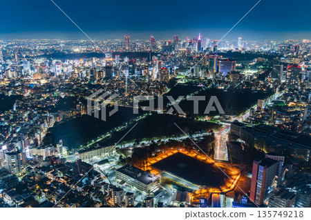 東京市中心夜景圖 135749218