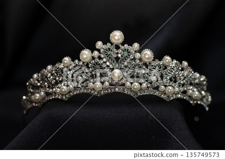 Royal pearl and diamond diadem, luxury crown. 135749573