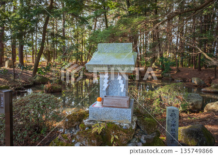 峰宮夜煞神社（穗高神社）位於聖池前 135749866