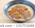 delicious curry ramen 135751688