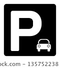 表示停車位的單色 P 標誌圖標 135752238