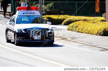 警車 135752264