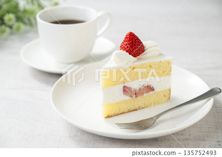 草莓脆餅和咖啡 草莓脆餅和咖啡 135752493