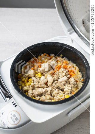 Chicken pilaf rice cooker 135753293