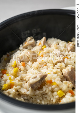 Chicken pilaf rice cooker 135753301
