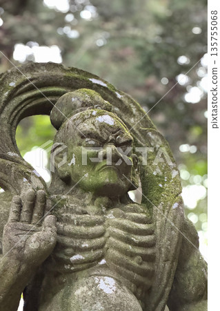 The Nio statues at Futagoji Temple and fresh greenery The Nio statues at Futagoji Temple and fresh greenery 135755068