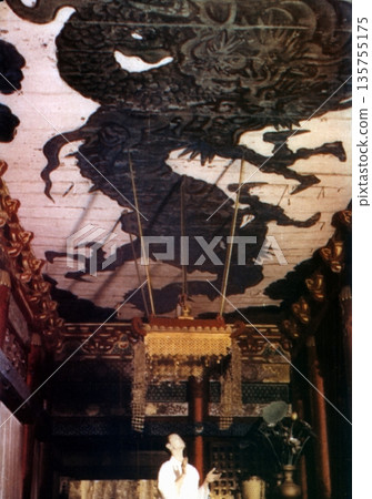1953-1954年的老照片,日光東照宮,本治堂(藥師堂)的哭泣龍 1953-1954年的老照片,日光東照宮,本治堂(藥師堂)的哭泣龍 135755175