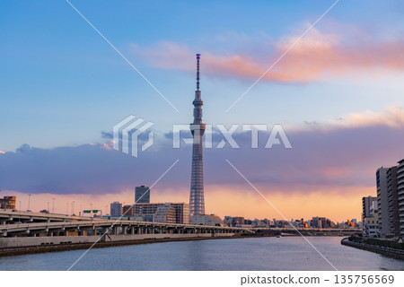 從南千住03處看到的晴空塔 從南千住03處看到的晴空塔 135756569