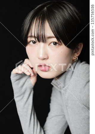 Portrait of an attractive, beautiful young woman in her twenties 135756586