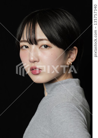 Portrait of an attractive, beautiful young woman in her twenties 135757340