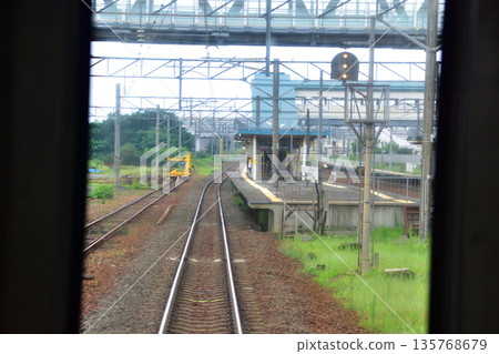 A view from the window of a local train from Iwamizawa Station to Ebetsu Station on the JR Hokkaido Hakodate Main Line (cloudy in the summer of 2023) A view from the window of a local train from Iwamizawa Station to Ebetsu Station on the JR Hokkaido Hakodate Main Line (cloudy in the summer of 2023) 135768679